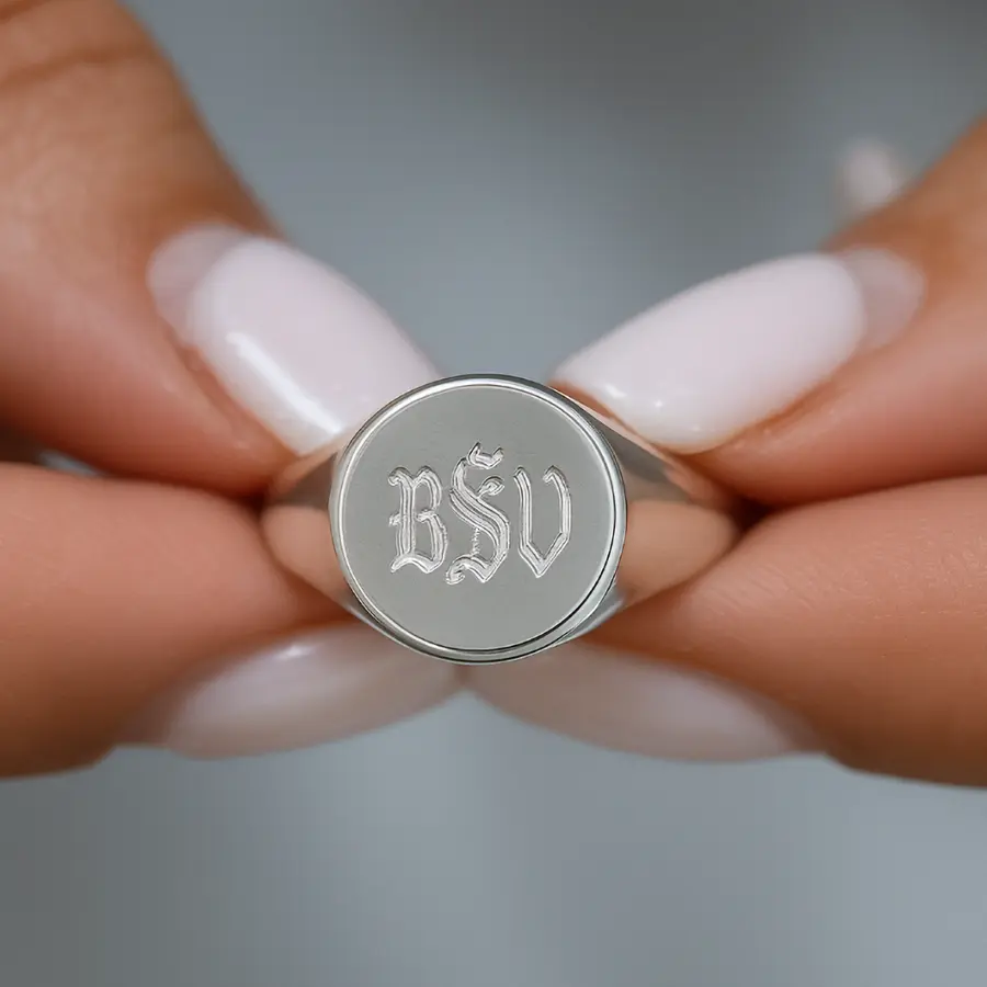 טבעת חותם בעיצוב אישי לנשים